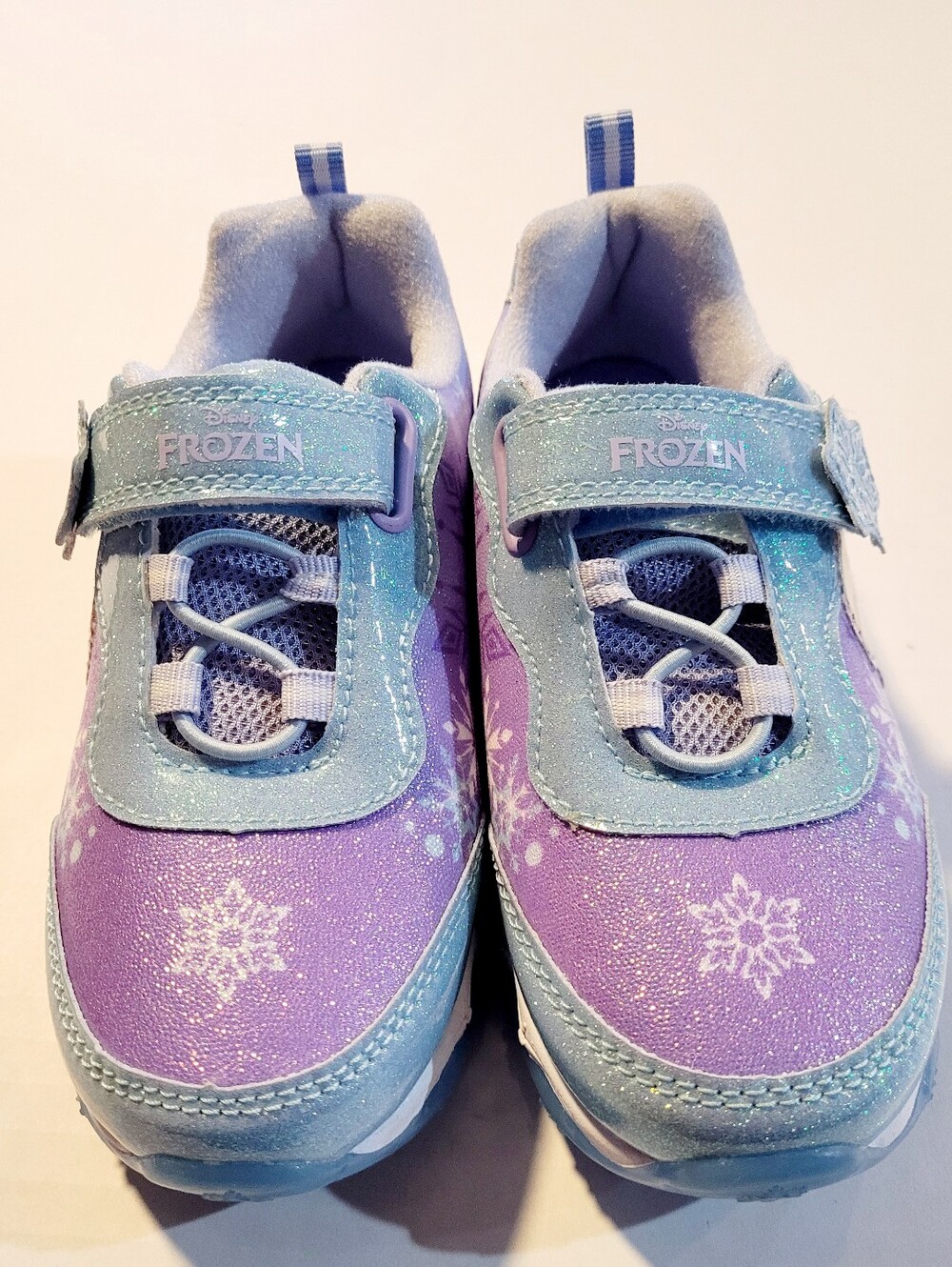 Disney Frozen Light Up Sneakers NWOT Girls Size 12